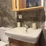 Urban Living, Modern In The Center Of With Wi-fi, Air Conditioning And Free Parking * 스코페