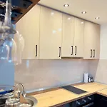 아파트 Urban Living, Modern In The Center Of With Wi-fi, Air Conditioning And Free Parking *