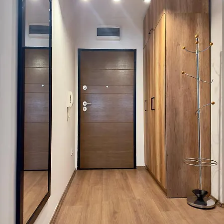 公寓 Urban Living, Modern In The Center Of With Wi-fi, Air Conditioning And Free Parking