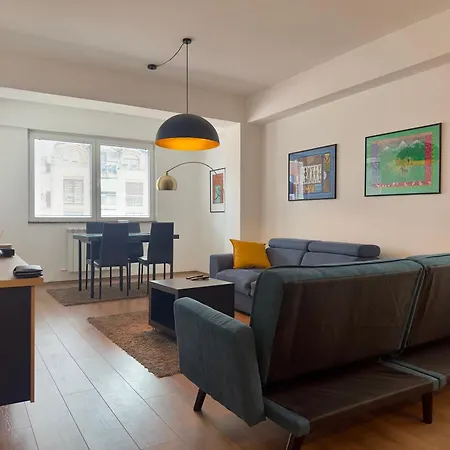 Urban Living, Modern In The Center Of With Wi-fi, Air Conditioning And Free Parking 斯科普里