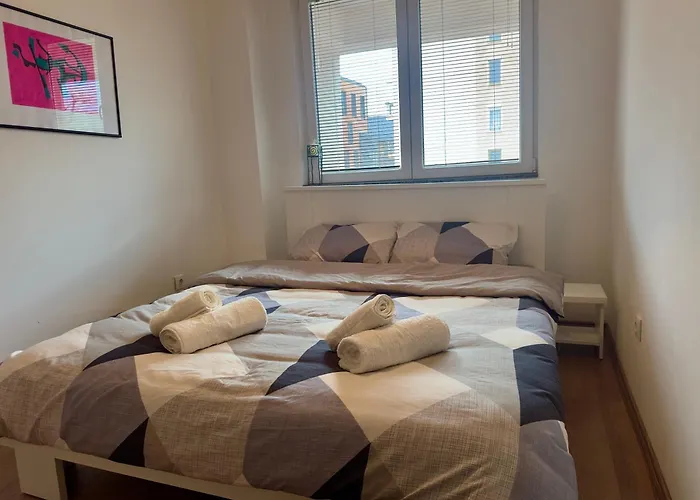 公寓 Urban Living, Modern In The Center Of With Wi-fi, Air Conditioning And Free Parking