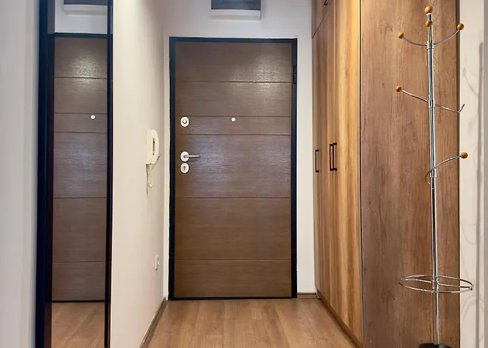 公寓 Urban Living, Modern In The Center Of With Wi-fi, Air Conditioning And Free Parking