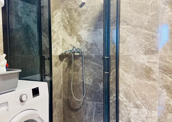 Urban Living, Modern In The Center Of With Wi-fi, Air Conditioning And Free Parking *